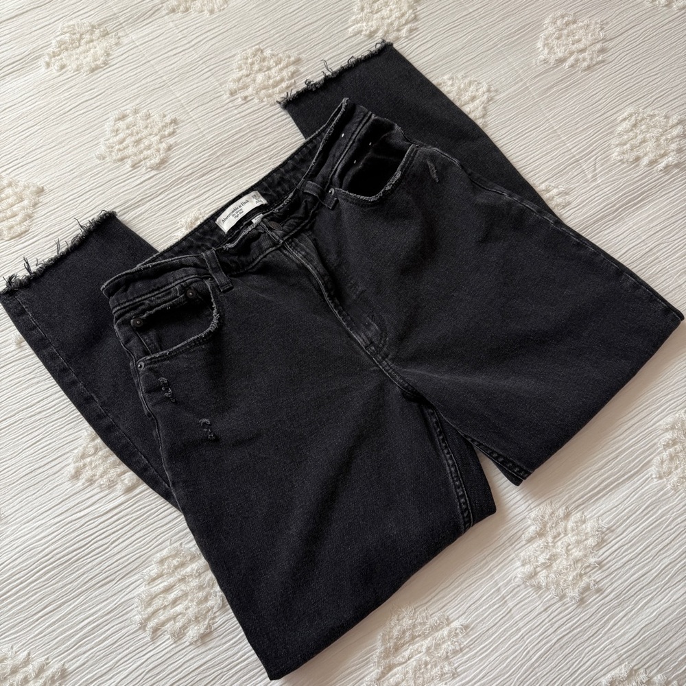 ABERCROMBIE & FITCH The Skinny High Rise 28/6R Black Jeans